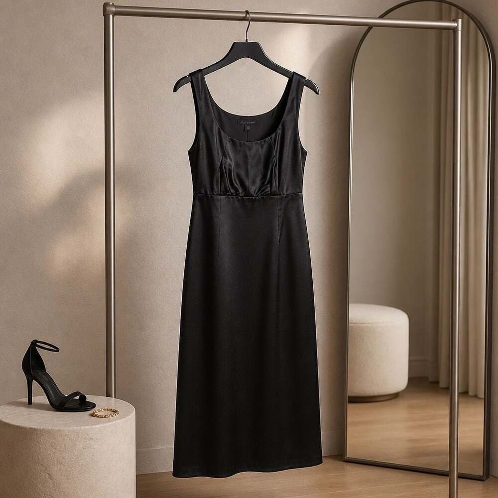 Banana Republic Black Satin Pleated Scoop Neck Sheath Dress Size 2 #537 - Picture 3 of 8